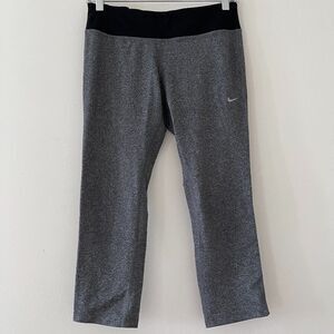 NIKE Dri-Fit Black and Gray Capri‎ running Leggings